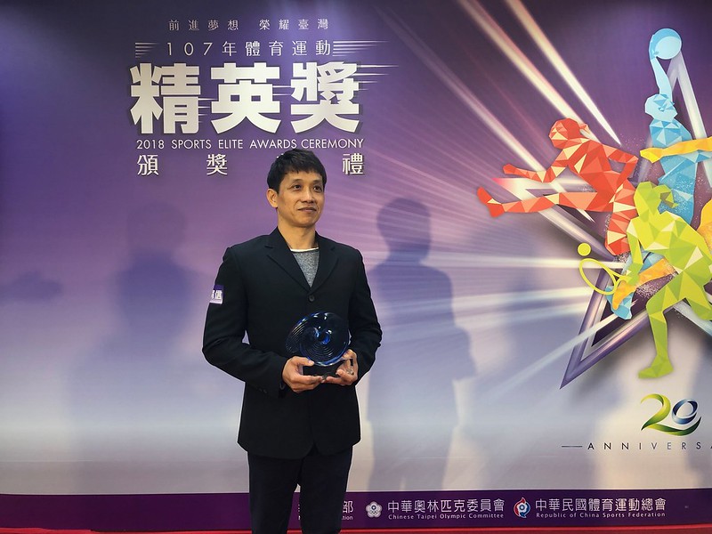 體操金牌幕後推手　林育信獲最佳教練獎