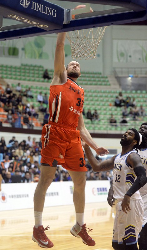 璞園新成員凱爾　初來SBL就拿單週最佳球員