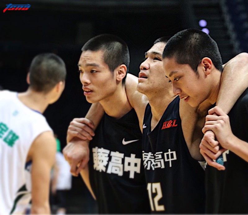 張安誠抽筋、陳澔翔5犯　東泰擋不住松山洪水