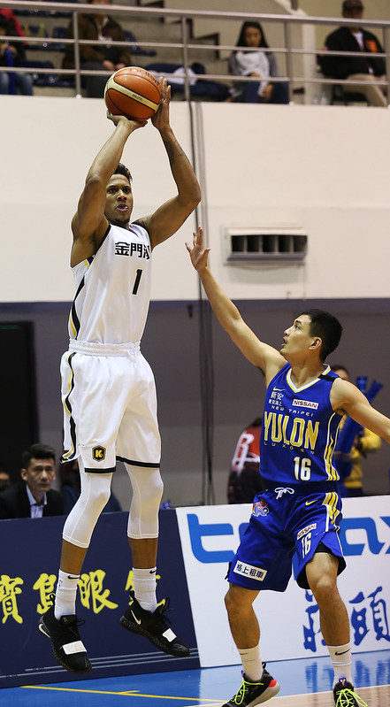 金酒新洋將亮相　裕隆仍輕鬆收下5連勝