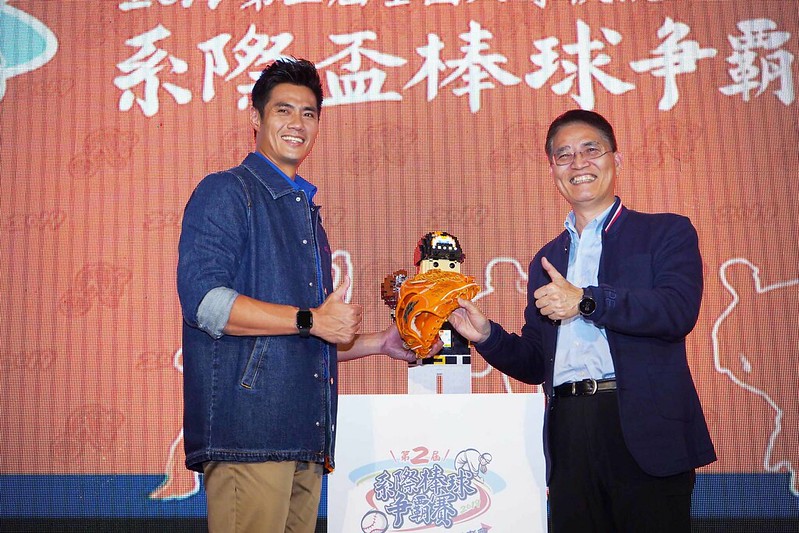 體育署長力邀12強賽　陳偉殷笑回：有點趕鴨子上架