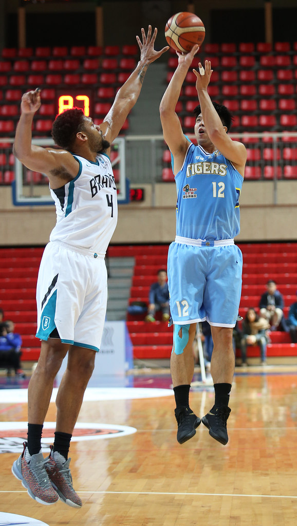 梅奧又砍30分　林宜輝Q4爆發斬富邦