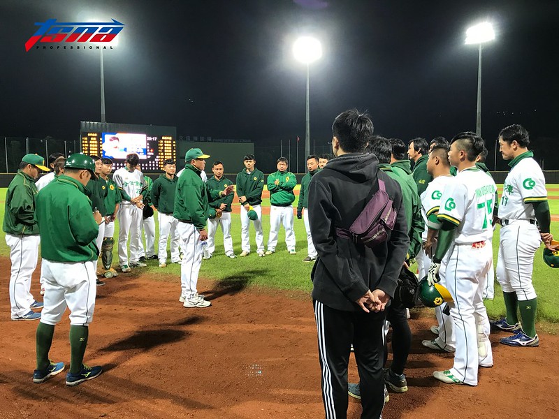 崇越再見保送　合庫2連霸只差一步