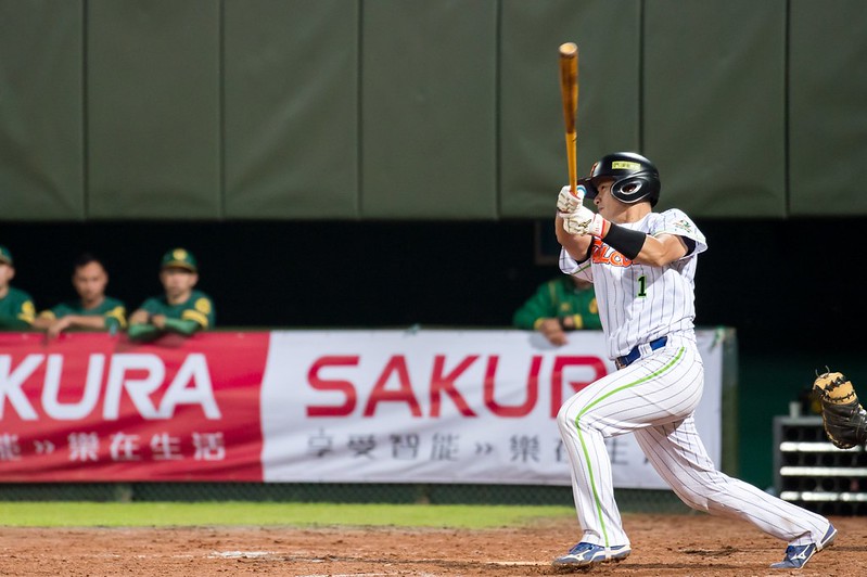 崇越8局灌3分逆轉　合庫封王再等等