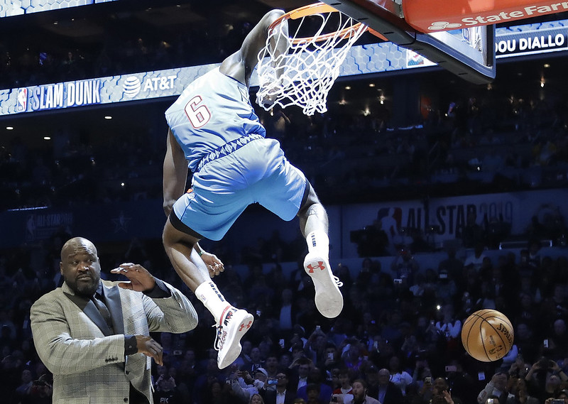 內穿超人衣飛越Shaq　Diallo灌籃大賽稱王