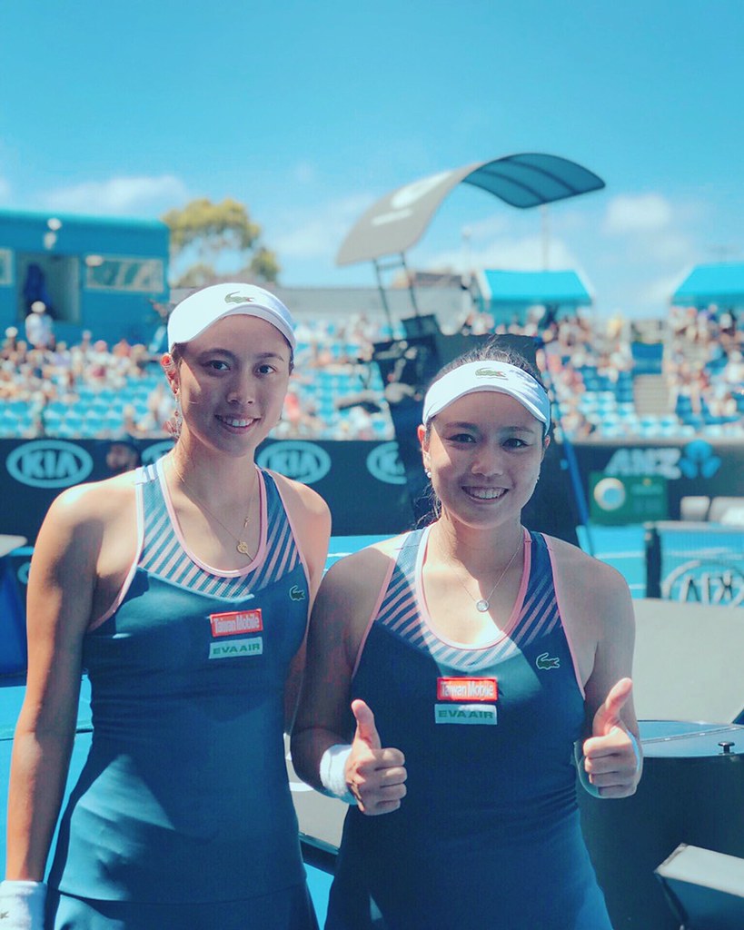 杜拜女網女雙　詹家姊妹逆轉晉級8強