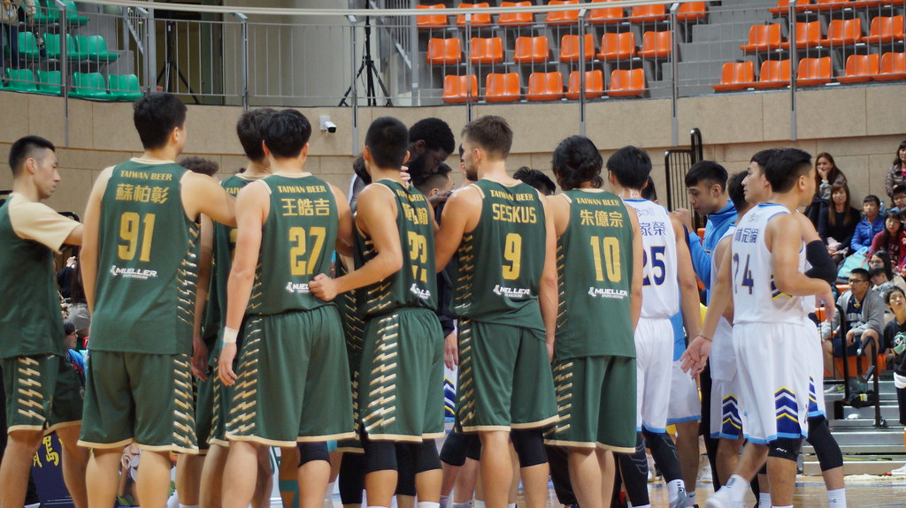 台啤年後開胡　拉下金酒登例行賽龍頭