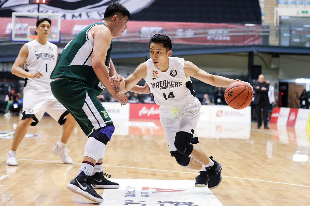 夢想家13勝到手　隊史首闖季後賽