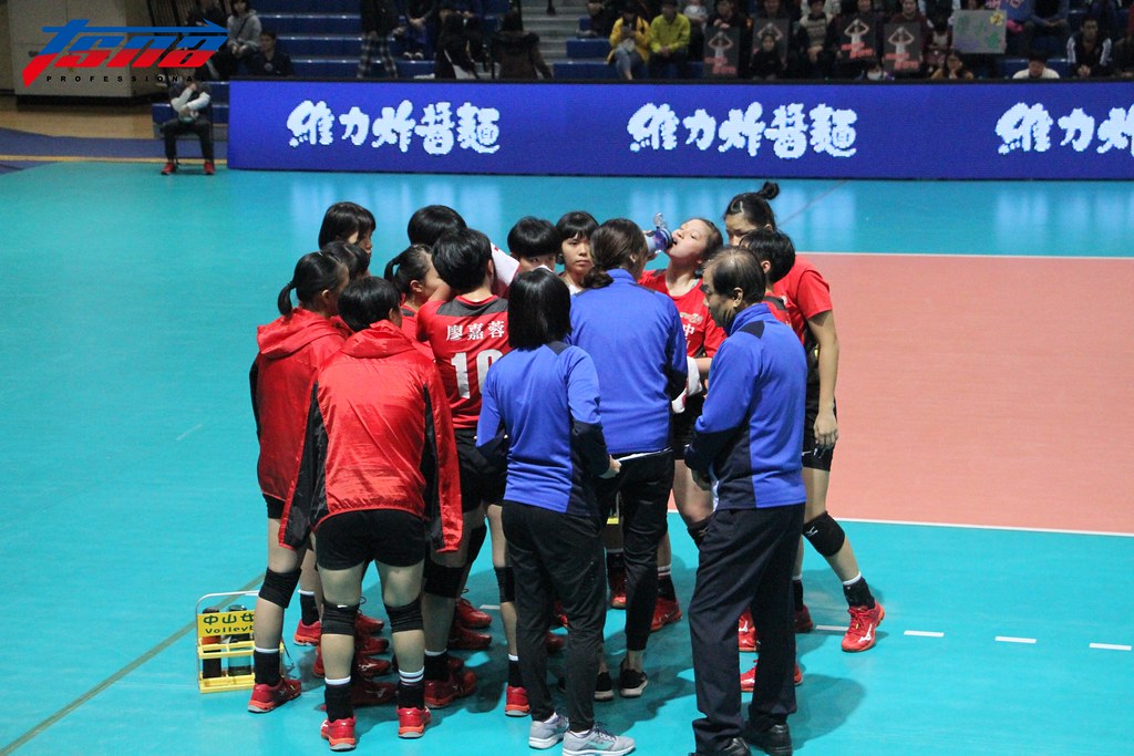 鶯歌反撲未果　中山女排驚險挺進決賽