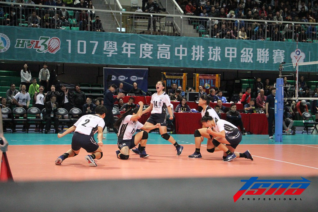 要笑著回去！　華僑逆轉奪女排季軍