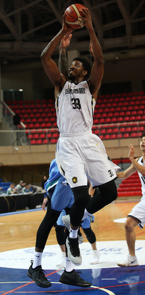 夏普確定走人　金酒有3備案