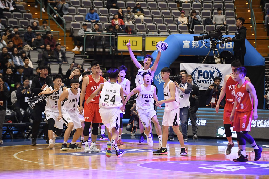 鄉下土包子創奇蹟　義守退台師闖冠軍戰