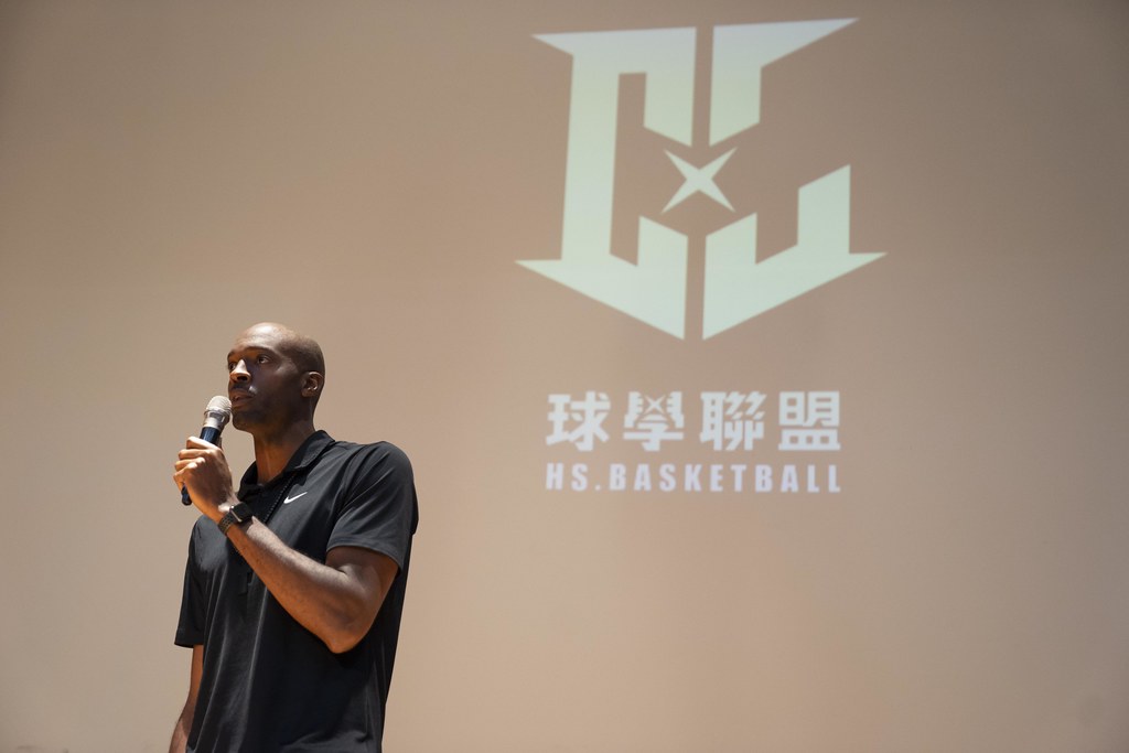 站台球學聯盟　Davis、陳信安同讚：運動與教育並行