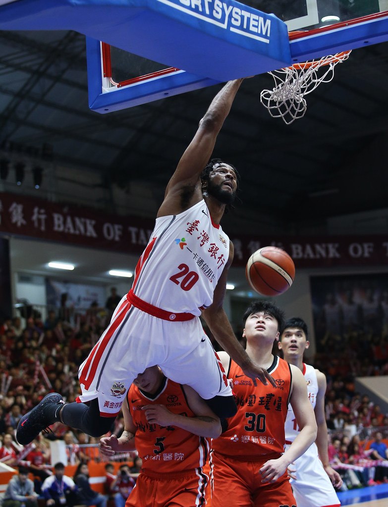 台銀輸球喊沒輸　璞園贏球認不該贏