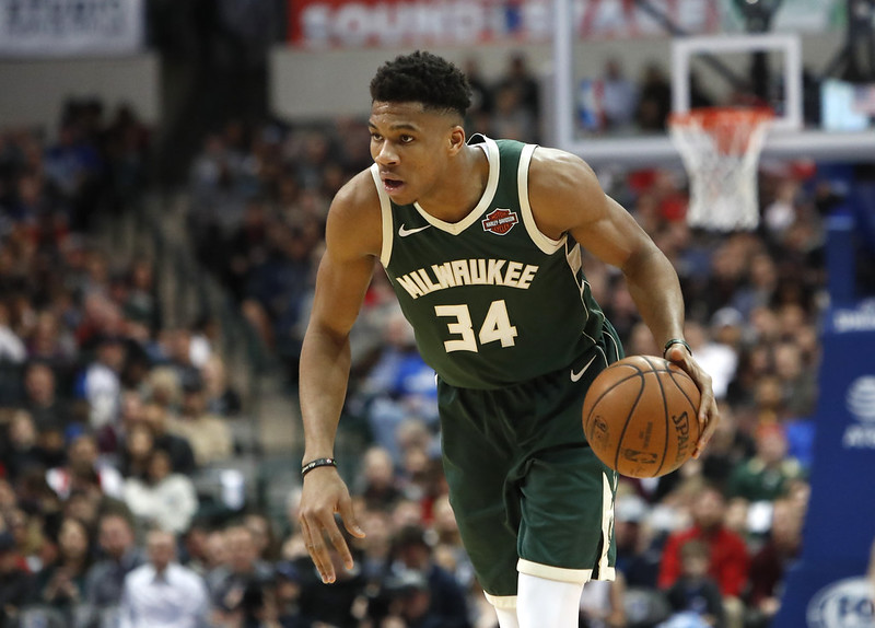 公鹿全主場優勢M1　 Antetokounmpo字典裡沒有休息
