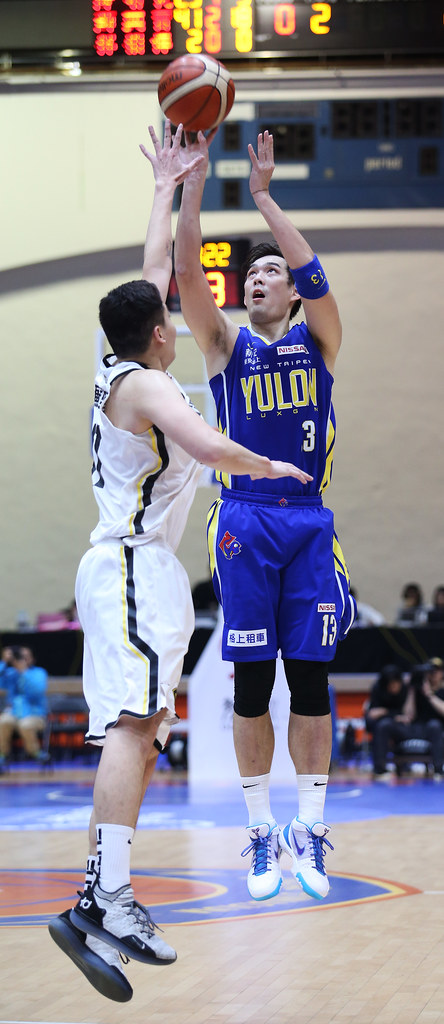 裕隆淘汰金酒　4強將戰富邦