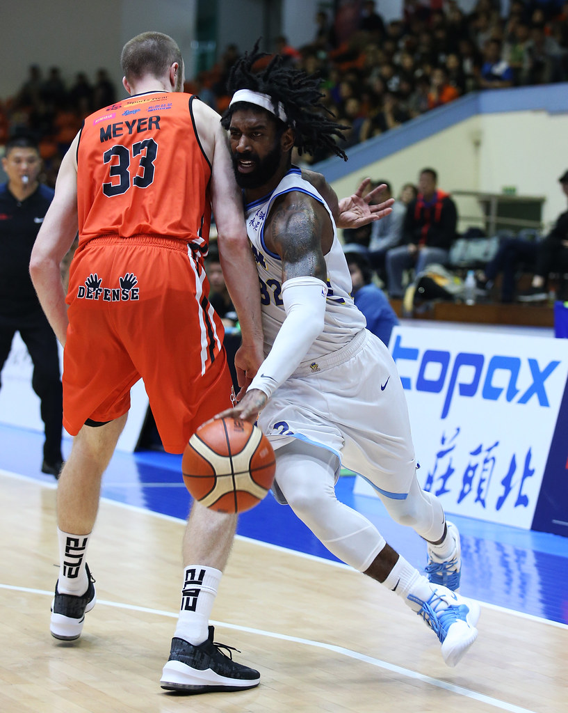 達欣延長戰線　梅奧相信林冠綸