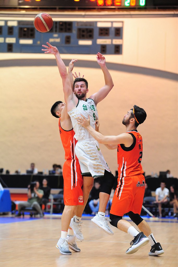 三總、愛德起口角？　璞園熟悉背水一戰