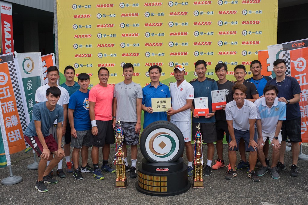 網球熱席捲中台灣　易楚寰帶領團隊奪冠