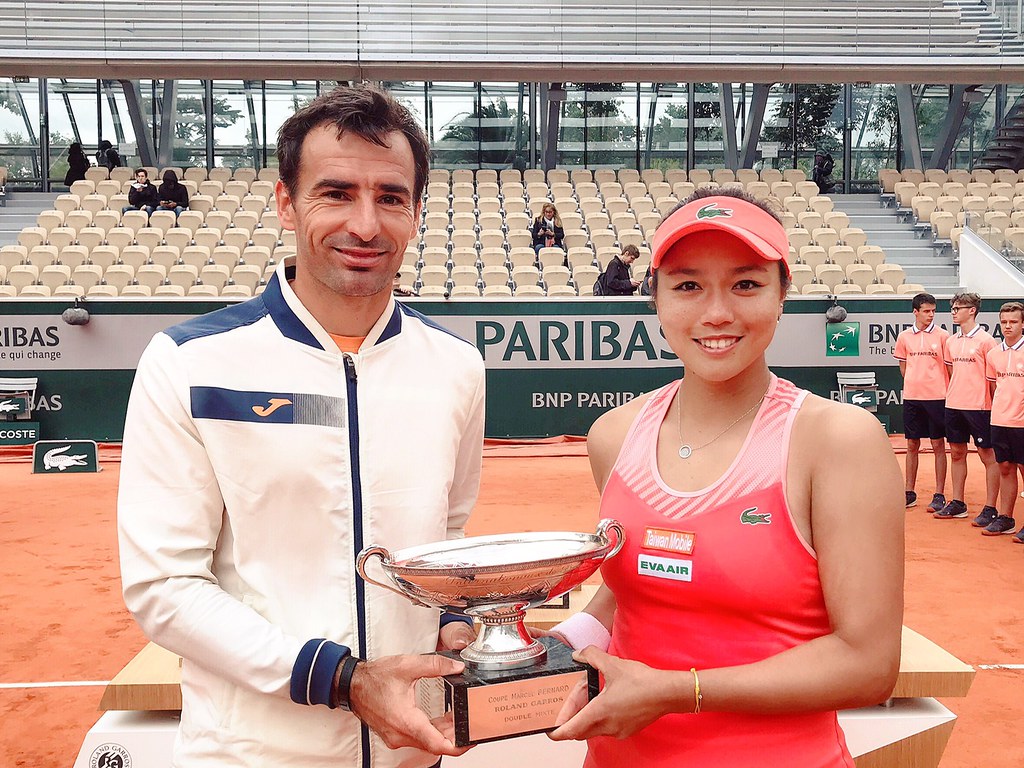 法網10連勝　詹詠然混雙衛冕成功 