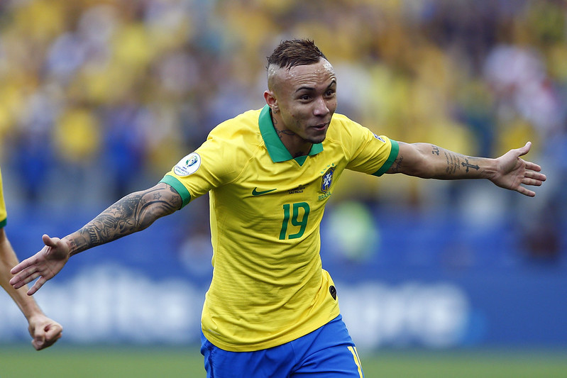 大勝秘魯　巴西分組第1晉8強