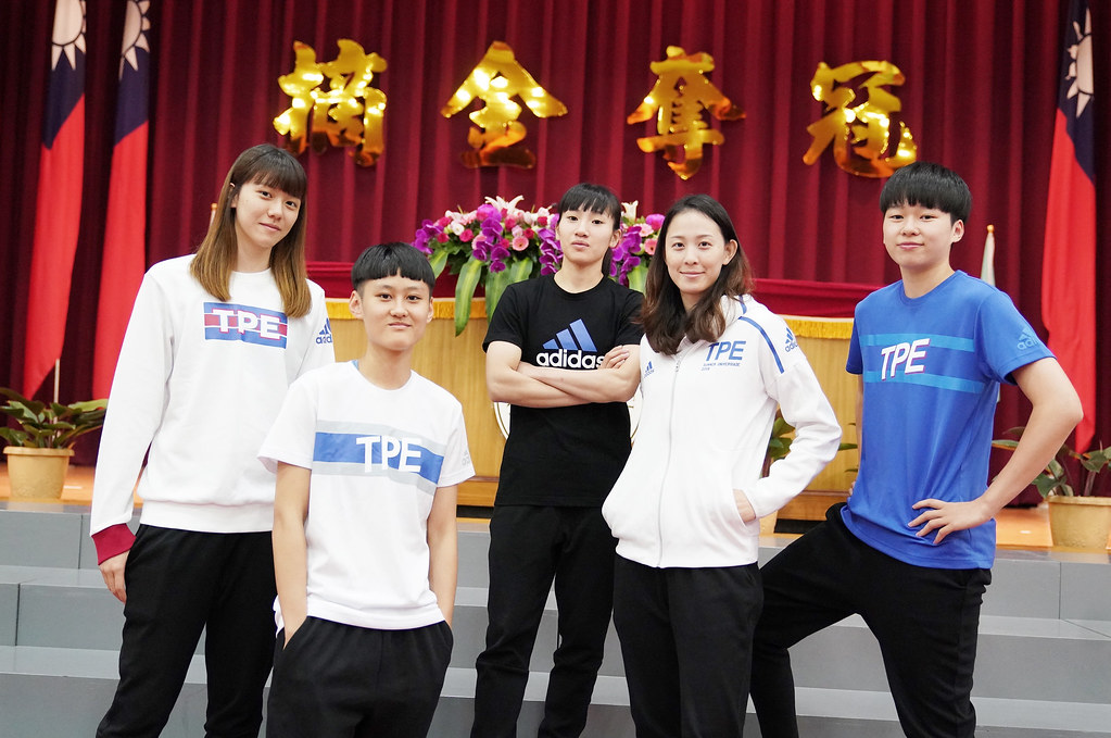 世大運團服女籃隊當模特　目標拿下前3名