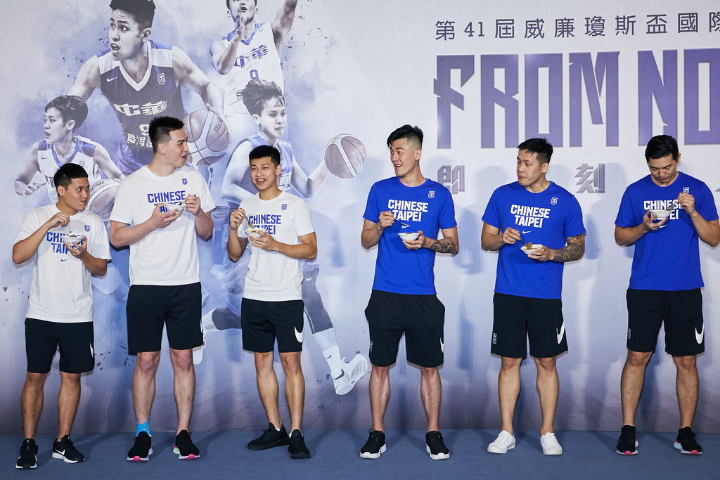 瓊斯盃首度移師彰化　球員大啖肉圓接地氣