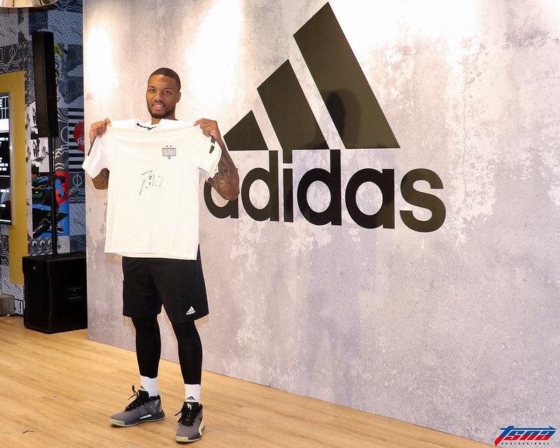 盼進軍西區決賽　Lillard：我們很團結
