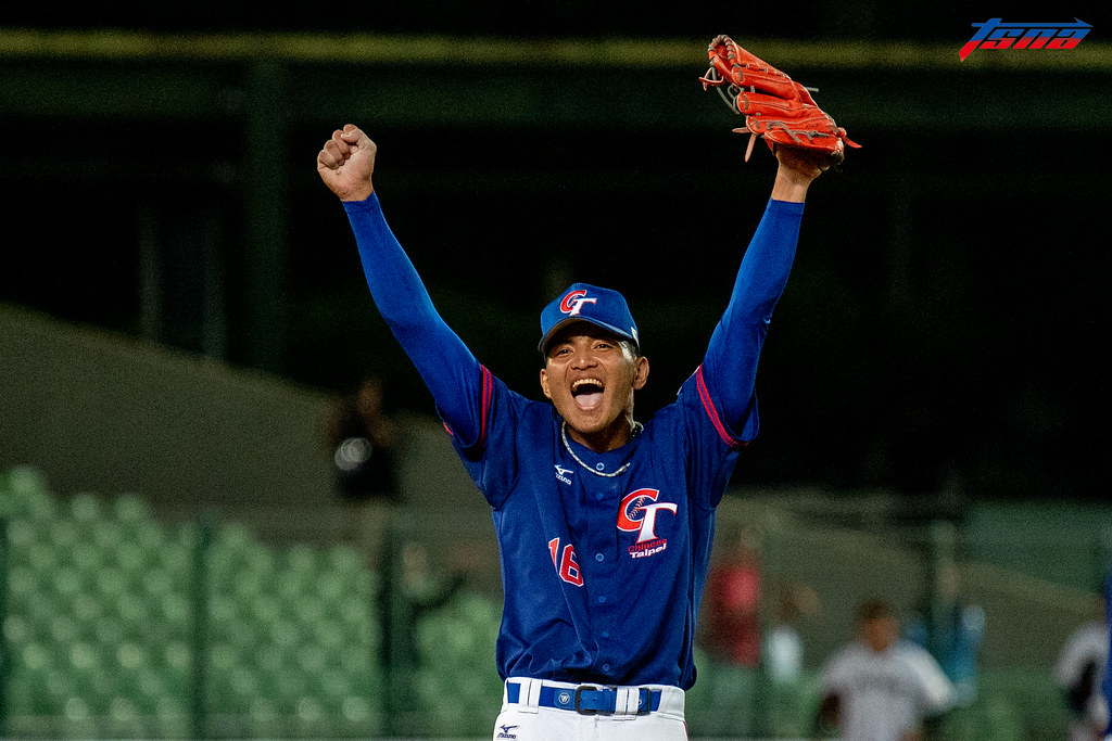飆158公里封鎖日本　劉致榮獲MVP