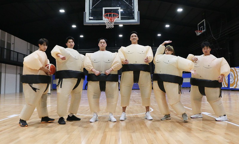 田壘、陳世念現蝦皮直播　互相關心健康