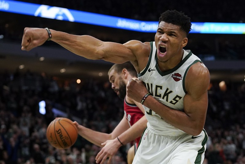36分領軍屠龍　Antetokounmpo：充滿動力