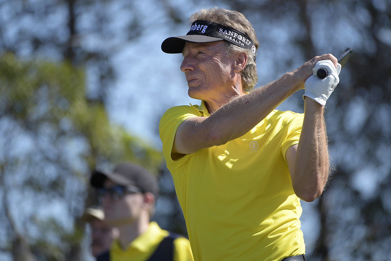 兒子推進老鷹　Langer延長賽奪冠