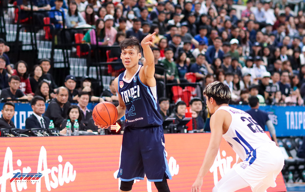 林志傑骨折返台　預計缺陣2個月