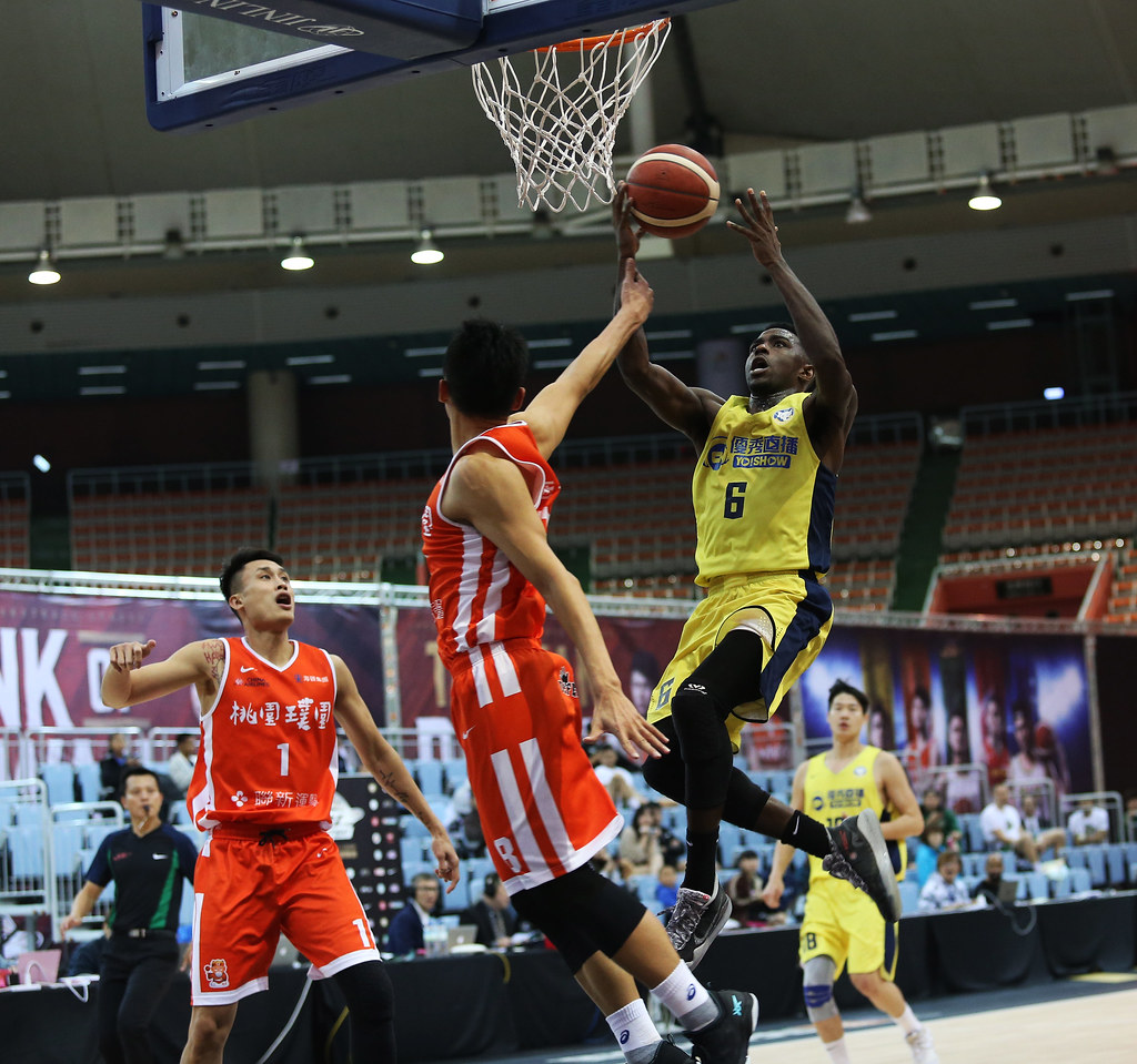 賽森高唱辣台妹　九太迎第2勝