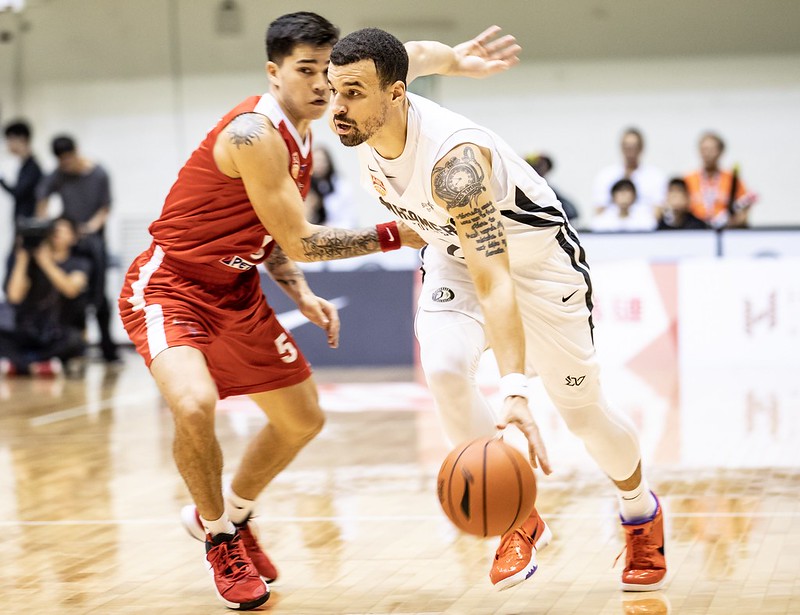 塔克砍6記3分彈　夢想家2度勝戰狼