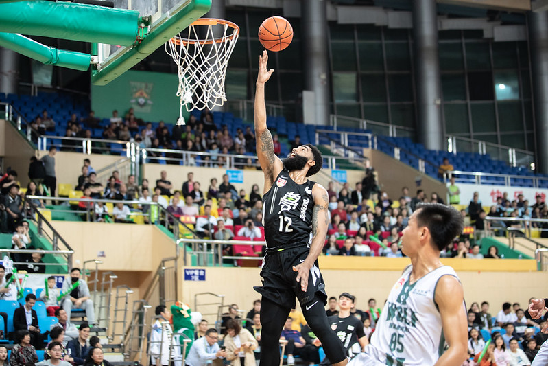 花光17分領先　夢想家1分惜敗