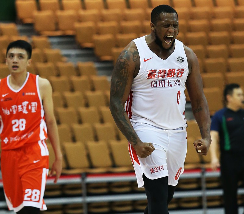 打破長官魔咒　米歇爾罰進關鍵球