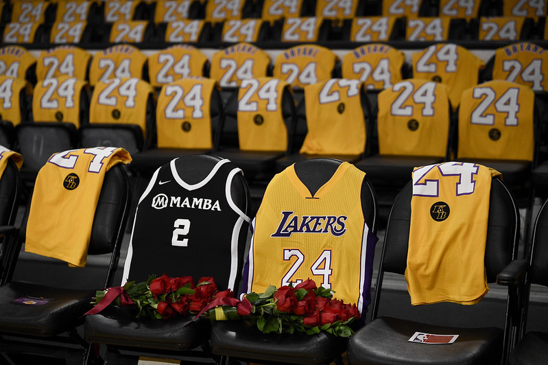 紀念Kobe及其女　明星賽只穿2、24號