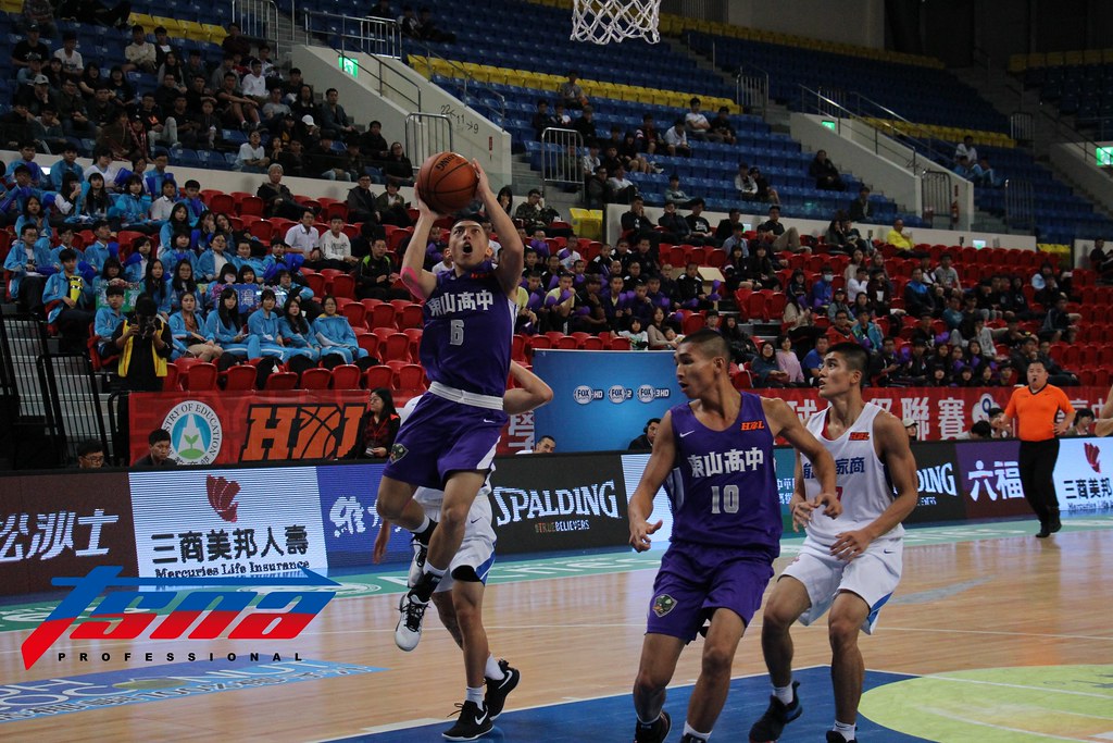 被學長慘電　陳緯爆發助東山首勝