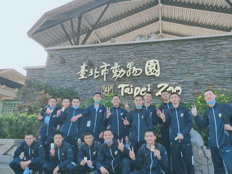 休兵日充電　光復逛動物園放鬆心情