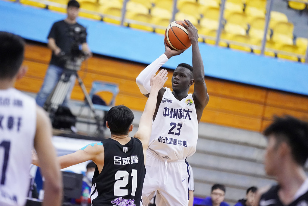 中州隊史首闖4強　輔大同晉級