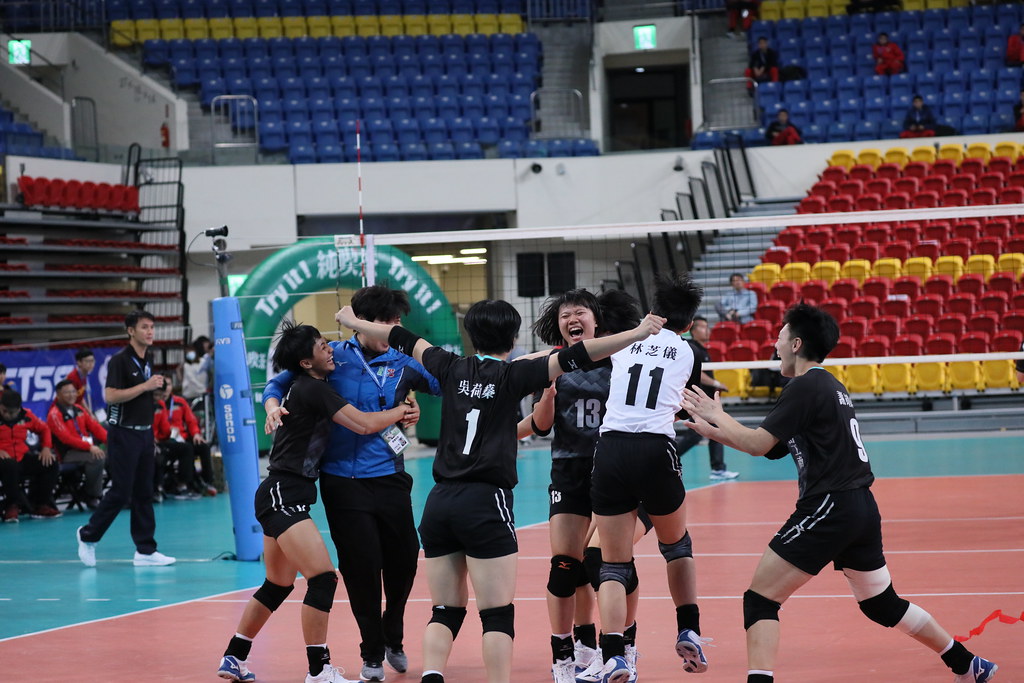 中山女排換血大成功　直落3退鶯歌奪冠
