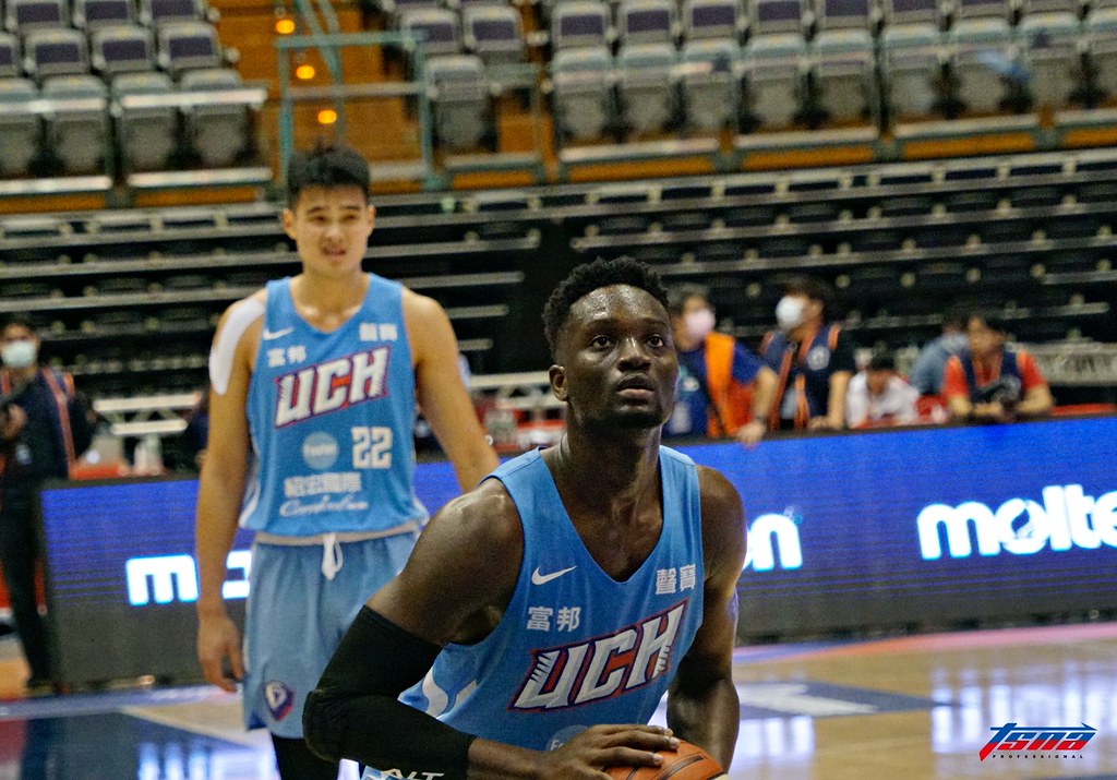 健行打退台師　衛冕收第3冠