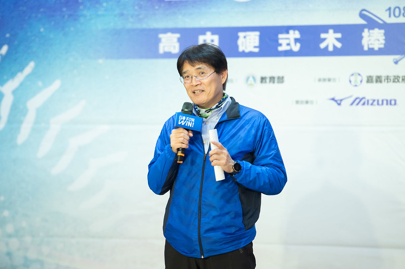 加國率先開槍　體育署長不輕易表態
