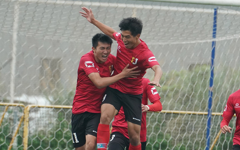 大一菜鳥聯手　輔大奪季軍