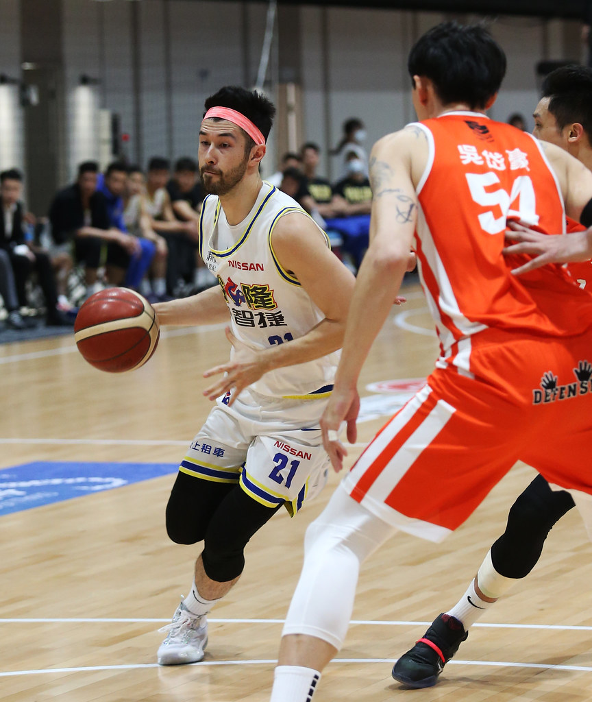 簡浩換造型換手氣　裕隆全力拚台啤