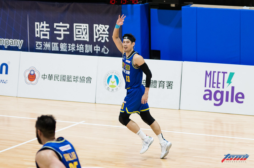 呂政儒飆8顆3分球　裕隆扳平台啤