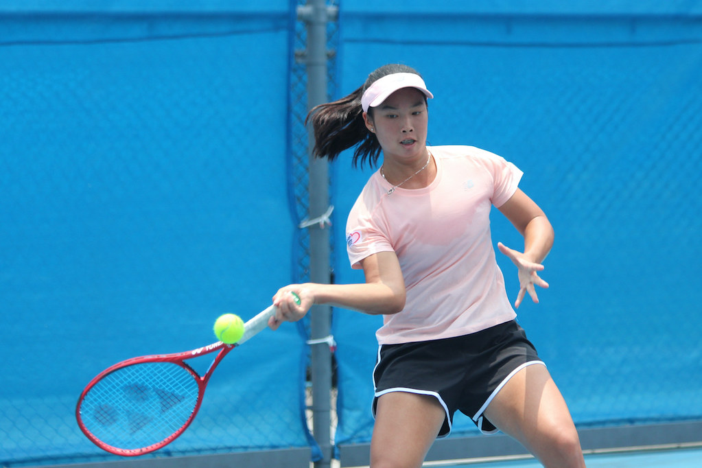 球星防疫盃　李亞軒、許育修闖8強