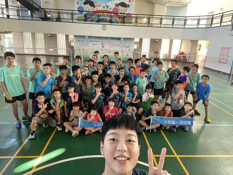 當中原國小一日教練　白馭珀：小球員很熱情