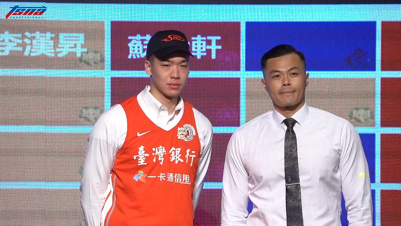 一開始想選盧峻翔　陳總轉念促成師大連線